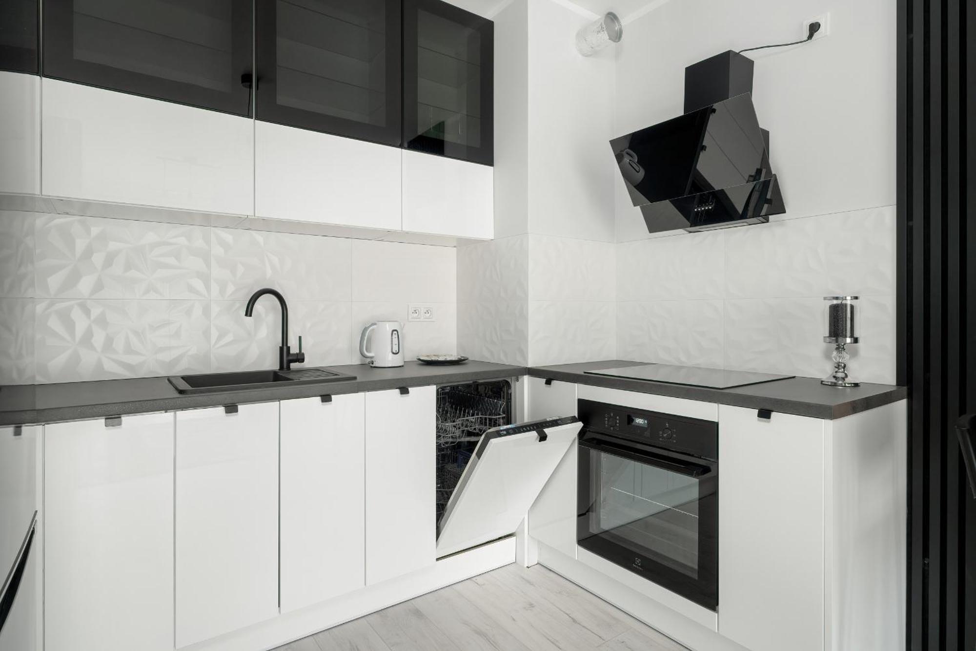 Apartment Wyjatkowy I Nowoczesny Z Balkonem I Parkingiem By Renters *